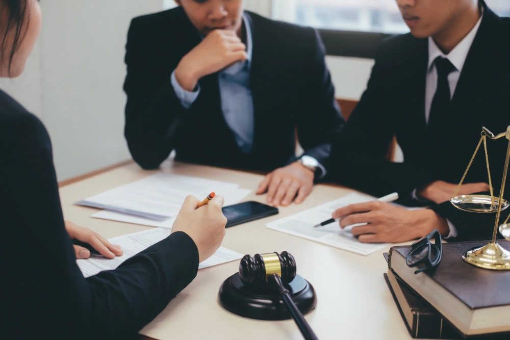 5 Langkah Penting yang Harus Anda Lakukan Setelah Terkena Tuntutan Hukum